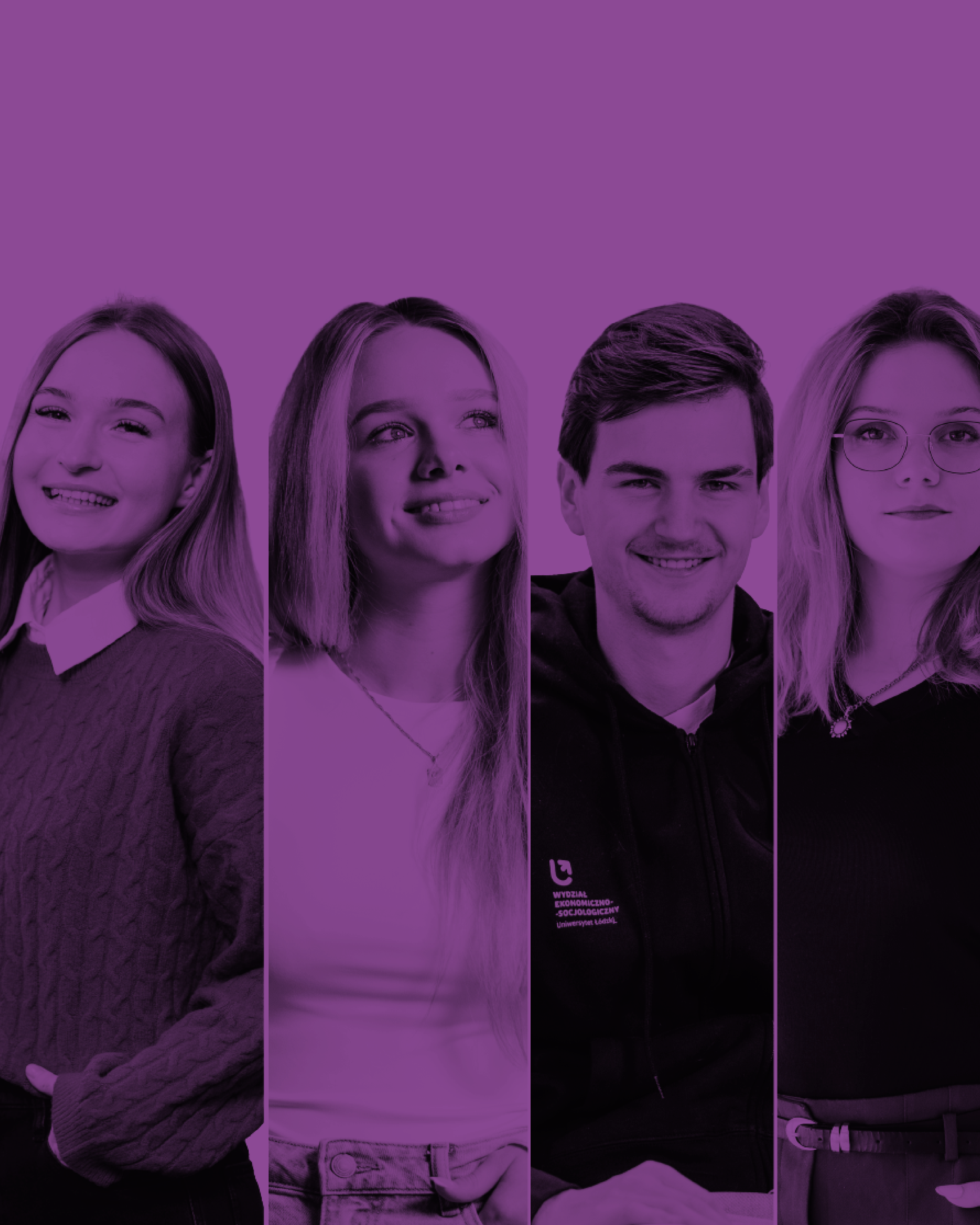 grupa osób studiujących