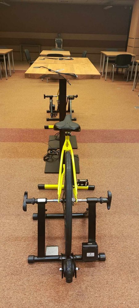 stacjonarne rowerki na eksocu