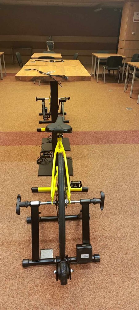 stacjonarne rowerki na eksocu