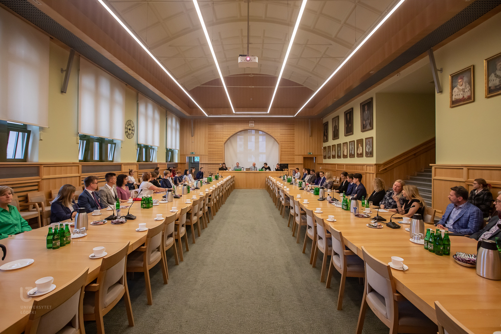 podsumowanie programu w Sali Senatu UŁ podsumowanie programu w Sali Senatu UŁ