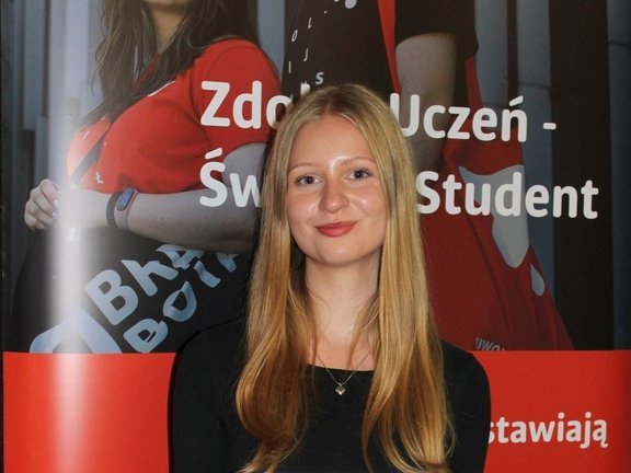 Uczestniczka seminarium podsumowującego VII edycję programu "Zdolny uczeń-świetny student" na WBIOŚ