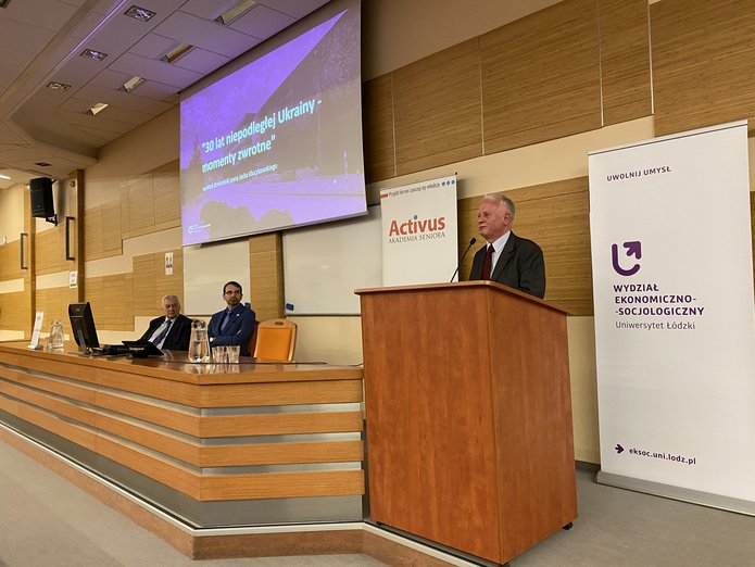 zdjęcie z wykładu Jacka Kluczkowskiego