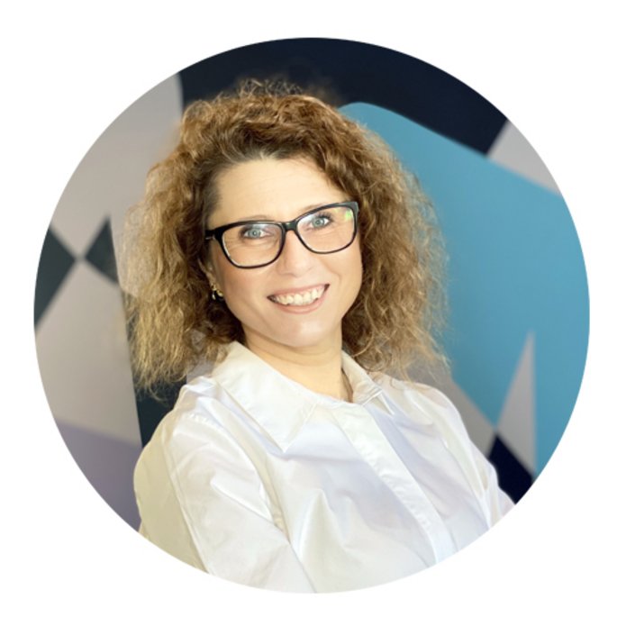 [Translate to English:] zdjęcie pracowniczki Wydziału