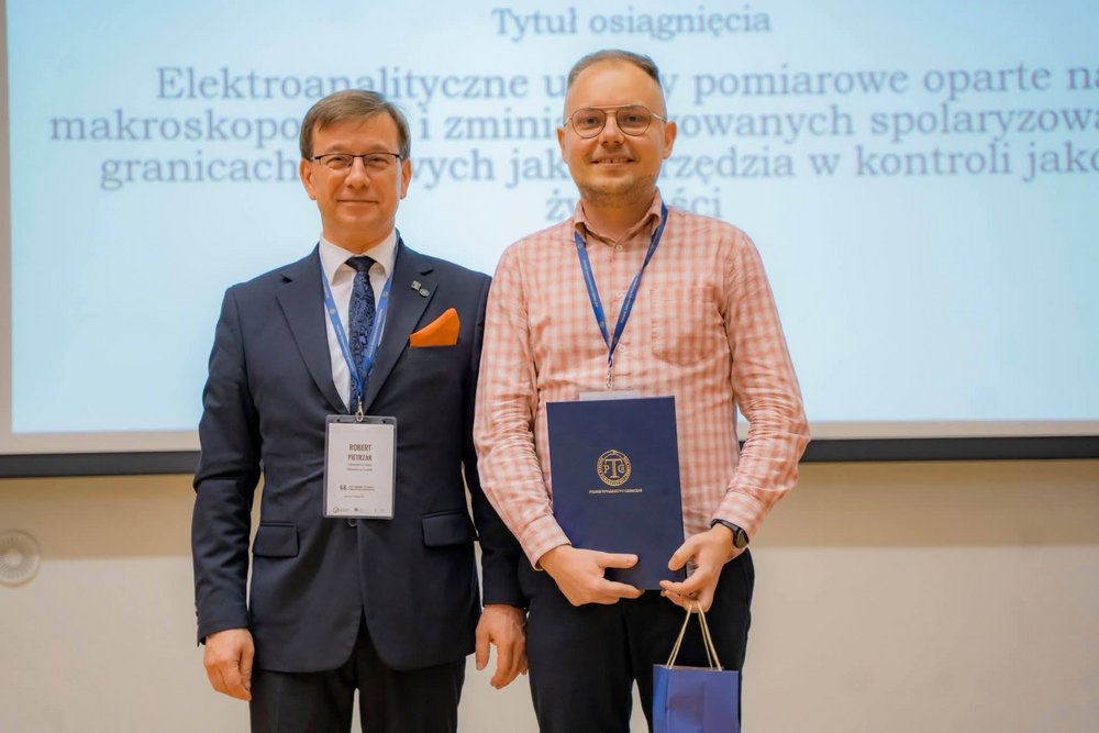 Presentation of the medal