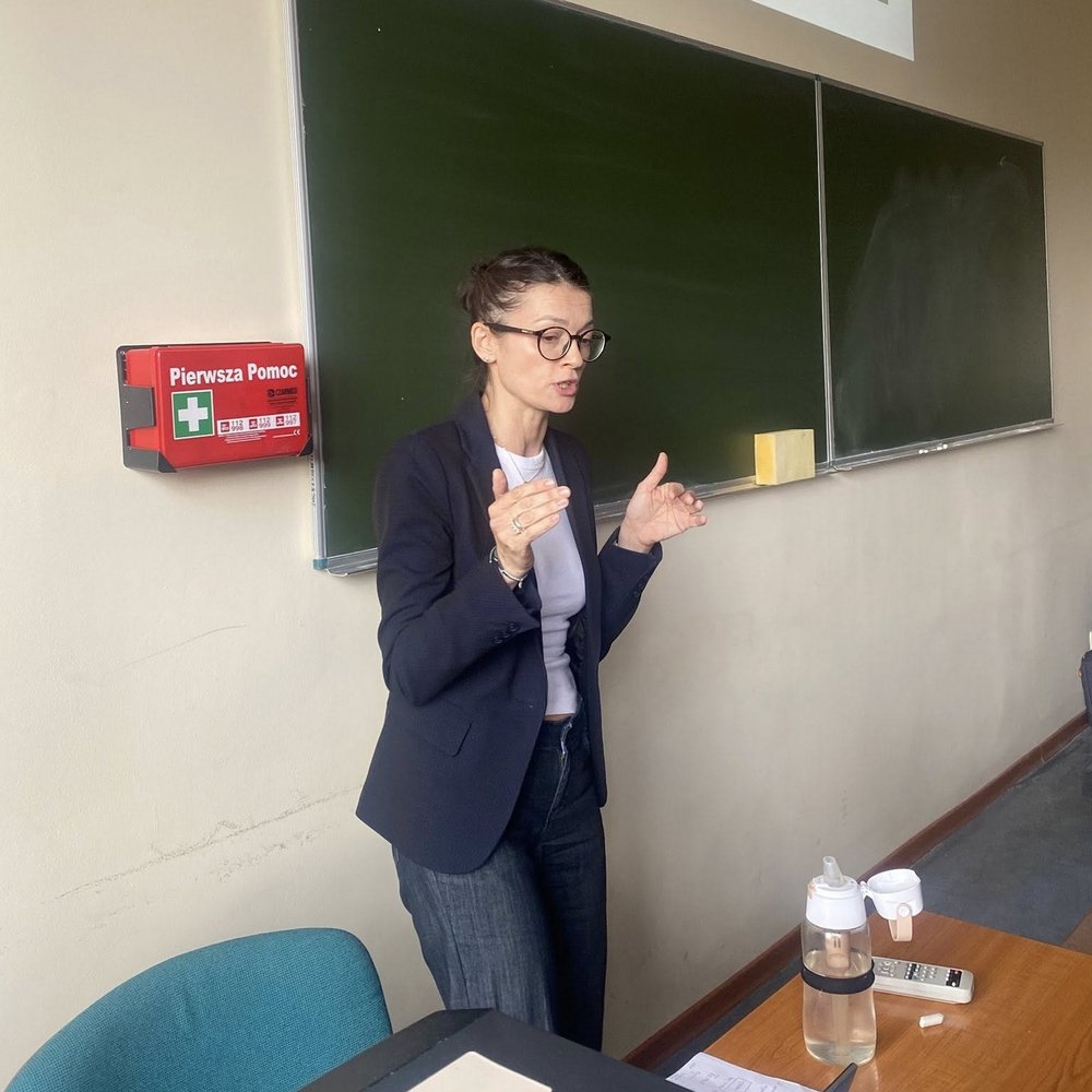 krew, dowody i nauka