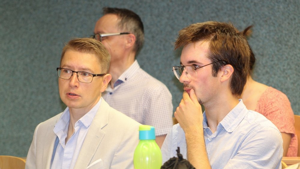 Uczestnicy seminarium podsumowującego VII edycję programu "Zdolny uczeń-świetny student" na Wydziale Biologii i Ochrony Środowiska