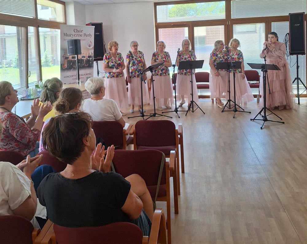 Koncert zespołu Muzyczne Perły w klubowej świetlicy