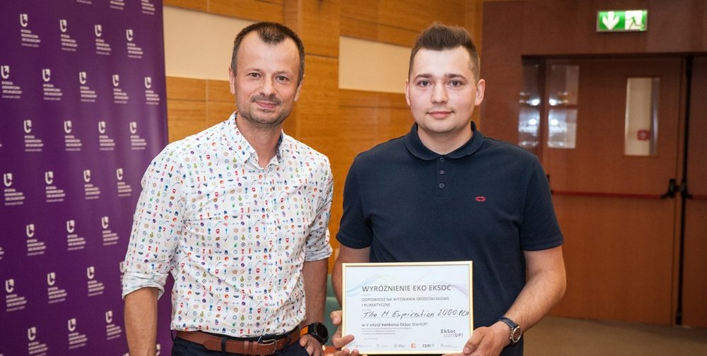 Winners and members of the Jury of the Eksoc StartUP! competition